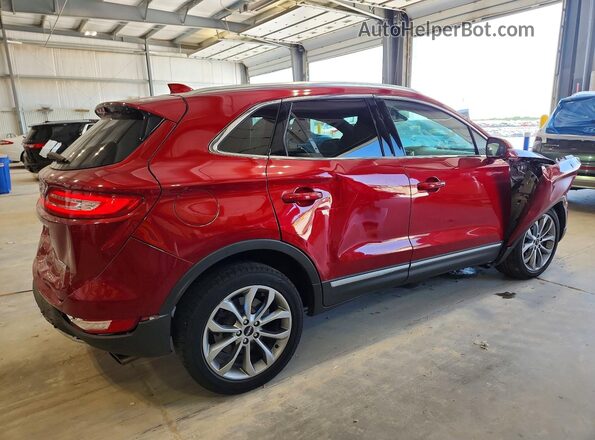 5LMCJ2D95KUL18585 2019 LINCOLN MKC Red Հետևի աջ