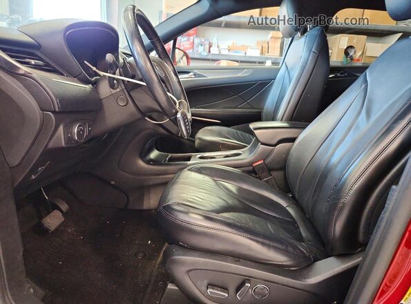 5LMCJ2D95KUL18585 2019 LINCOLN MKC Red Սալոնի դիմացի տեսք