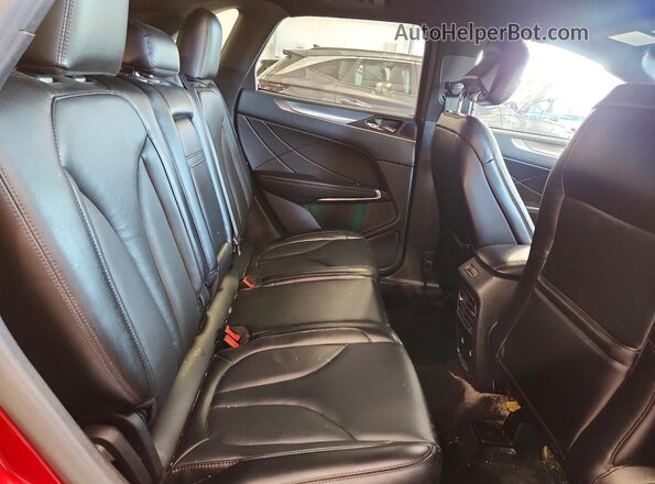 5LMCJ2D95KUL18585 2019 LINCOLN MKC Red Հետևի նստատեղերի տեսք