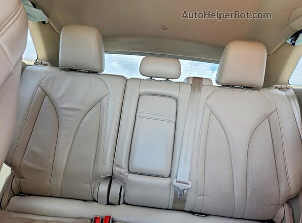 5LMCJ2D95KUL44300 2019 LINCOLN MKC Black Widok tylnych siedzeń