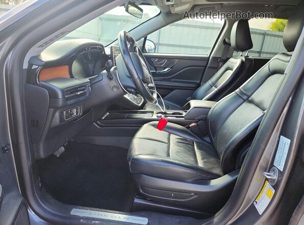 5LMCJ2D95NUL01810 2022 LINCOLN CORSAIR Gray Front interior view