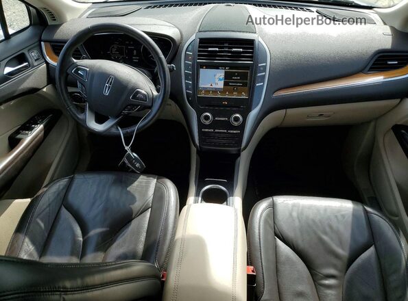 5LMCJ2D96KUL42930 2019 LINCOLN MKC White Widok deski rozdzielczej