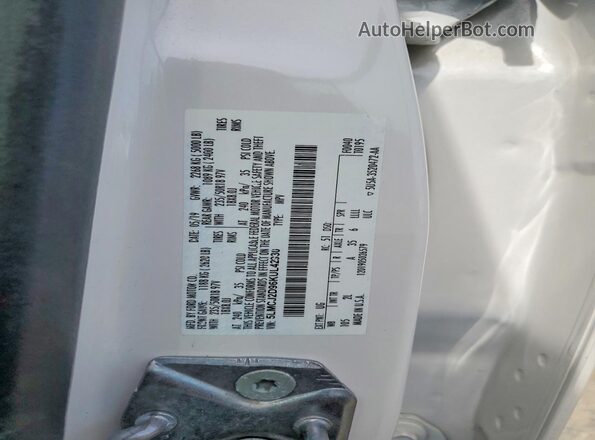 5LMCJ2D96KUL42930 2019 LINCOLN MKC White Widok naklejki z numerem VIN