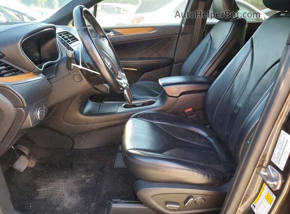 5LMCJ2D97JUL22572 2018 LINCOLN MKC Charcoal Вид салону спереду