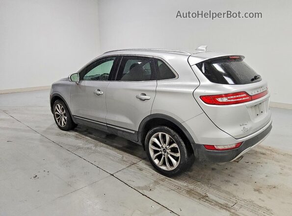 5LMCJ2D97KUL44296 2019 LINCOLN MKC Silver უკანა მარცხენა