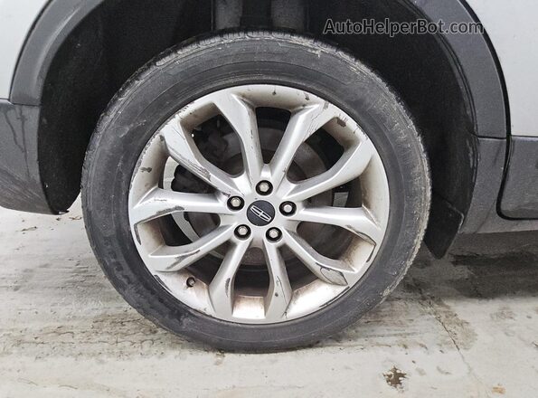 5LMCJ2D97KUL44296 2019 LINCOLN MKC Silver 