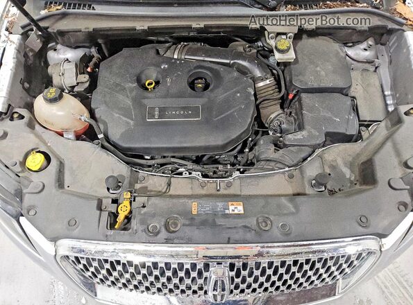 5LMCJ2D97KUL44296 2019 LINCOLN MKC Silver უკანა სალონის ხედი