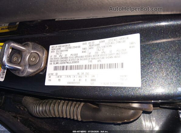 5LMCJ2D97NUL05955 2022 LINCOLN CORSAIR Black Vista del compartimento del motor