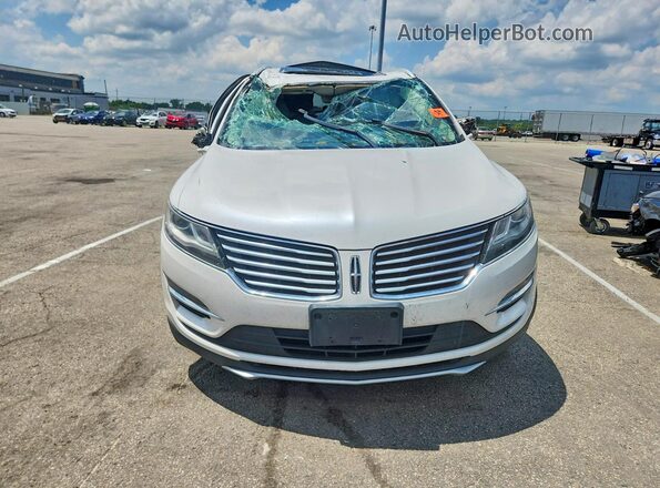 5LMCJ2D98HUL32389 2017 LINCOLN MKC Белый Вид спереди