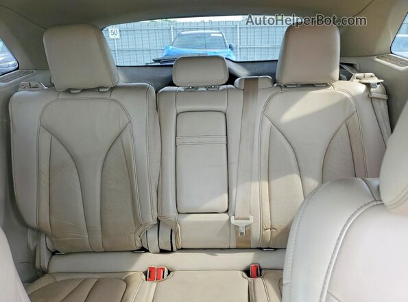5LMCJ2D98HUL71273 2017 LINCOLN MKC Blue Հետևի նստատեղերի տեսք