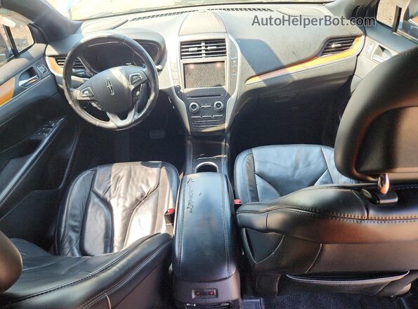 5LMCJ2D9XHUL46553 2017 LINCOLN MKC Blue Vista del salpicadero