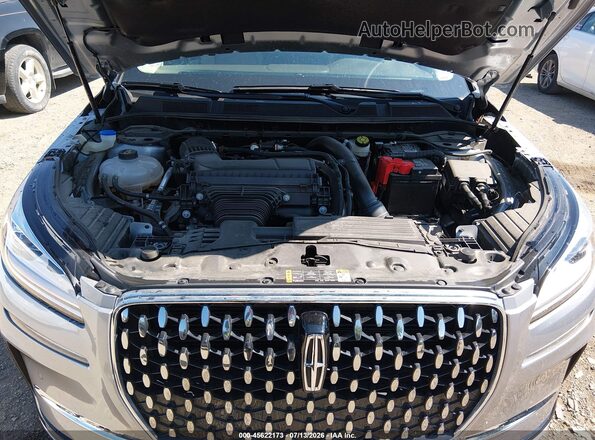 5LMCJ2DA5RUL22107 2024 LINCOLN CORSAIR Silver Vista trasera