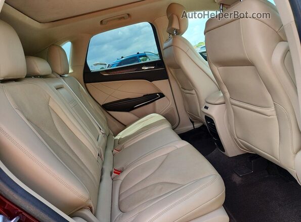 5LMCJ3C90HUL00382 2017 LINCOLN MKC Бордовый Вид задней части салона