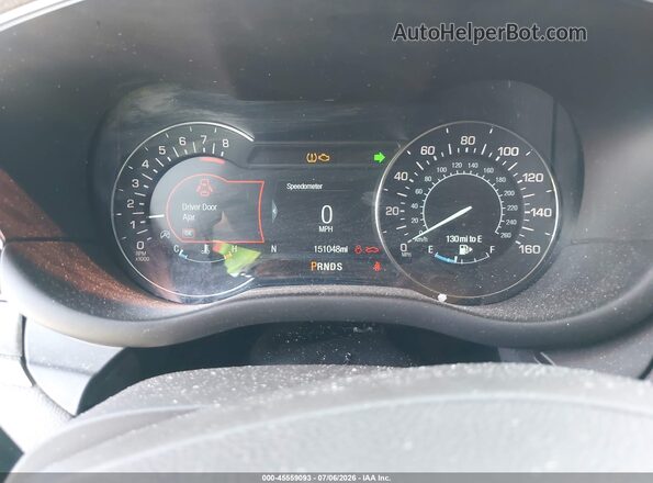 5LMCJ3C91HUL24707 2017 LINCOLN MKC Cream Widok tylnych siedzeń