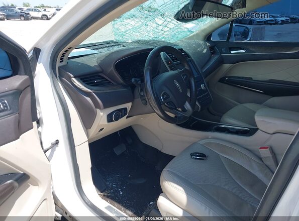 5LMCJ3C91HUL24707 2017 LINCOLN MKC Cream 