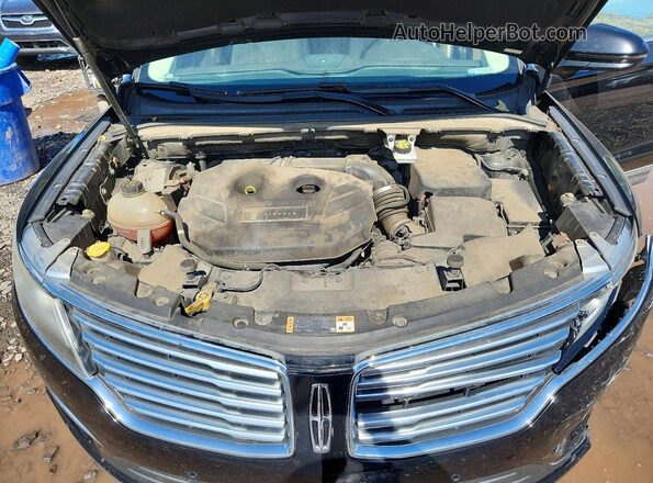 5LMCJ3C91HUL46836 2017 LINCOLN MKC Black Vista del compartimento del motor
