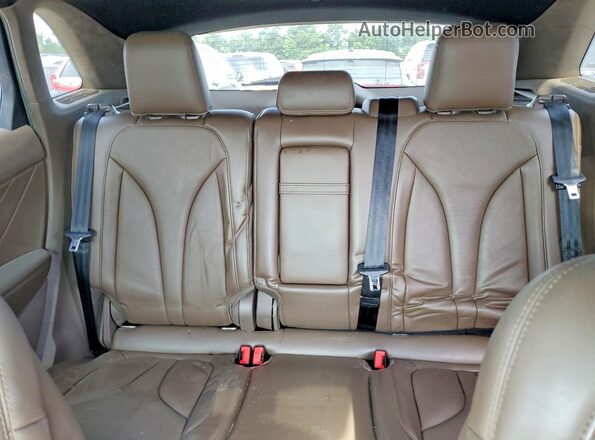 5LMCJ3C92HUL02473 2017 LINCOLN MKC White Widok tylnych siedzeń