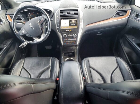 5LMCJ3C94HUL07674 2017 LINCOLN MKC Silver Vista del salpicadero