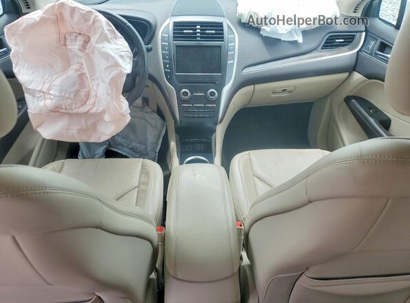 5LMCJ3C94KUL38415 2019 LINCOLN MKC White Вид панелі приладів