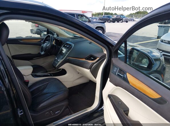 5LMCJ3C95GUJ00645 2016 LINCOLN MKC Black Widok wnętrza z przodu