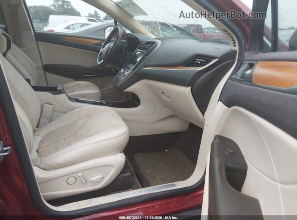 5LMCJ3C96GUJ26798 2016 LINCOLN MKC Red Front interior view