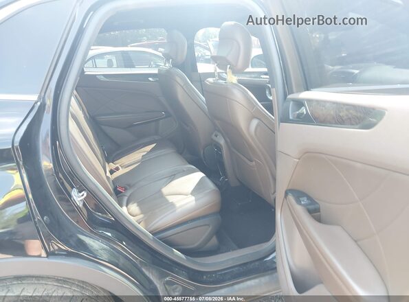 5LMCJ3C96HUL08535 2017 LINCOLN MKC Black Vista de la etiqueta del VIN