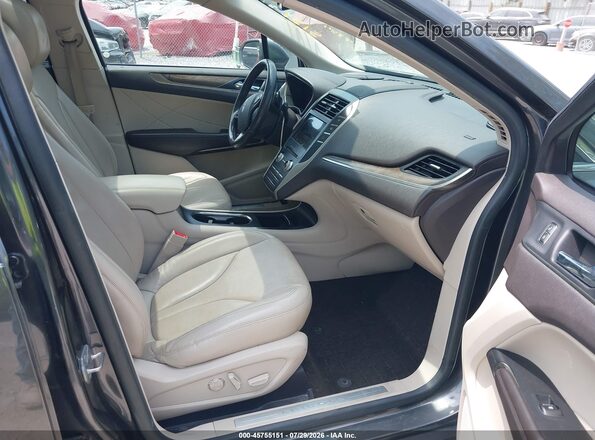 5LMCJ3C96KUL16898 2019 LINCOLN MKC Gray Vista interior delantera