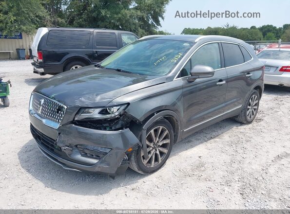 5LMCJ3C96KUL16898 2019 LINCOLN MKC Gray Vista tres cuartos delantera izquierda