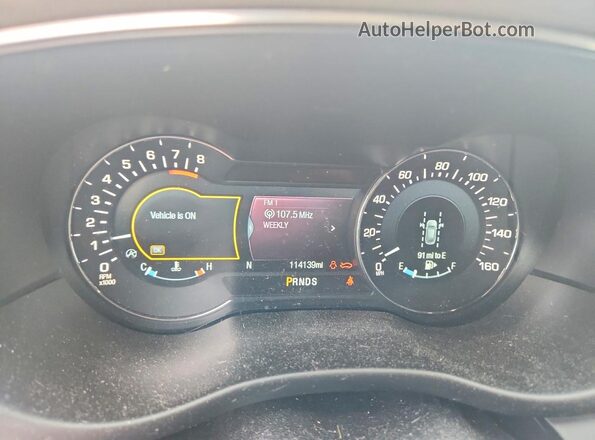 5LMCJ3C99HUL32067 2017 LINCOLN MKC White Instrument cluster view