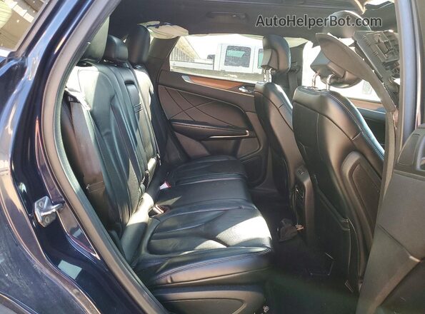 5LMCJ3D90GUJ24091 2016 LINCOLN MKC Синий Вид задней части салона