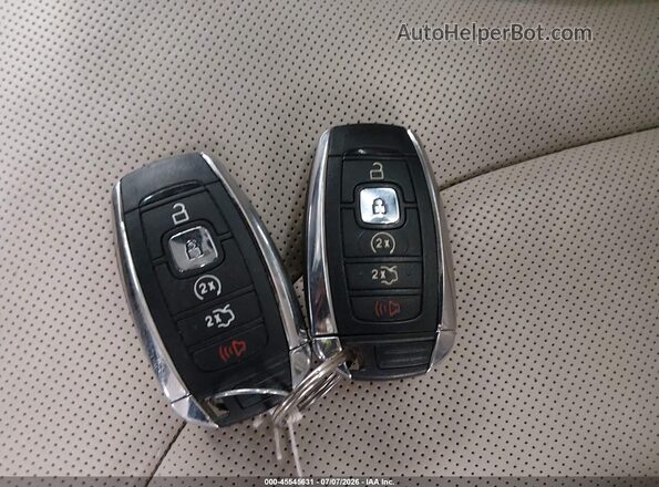 5LMCJ3D93HUL53964 2017 LINCOLN MKC Серый Вид панели приборов