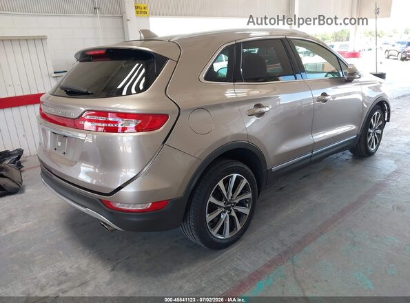 5LMCJ3D95KUL16521 2019 LINCOLN MKC Beige Tył prawy