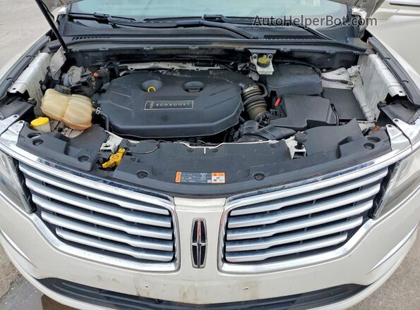 5LMCJ3D96GUJ12690 2016 LINCOLN MKC White Vista del compartimento del motor