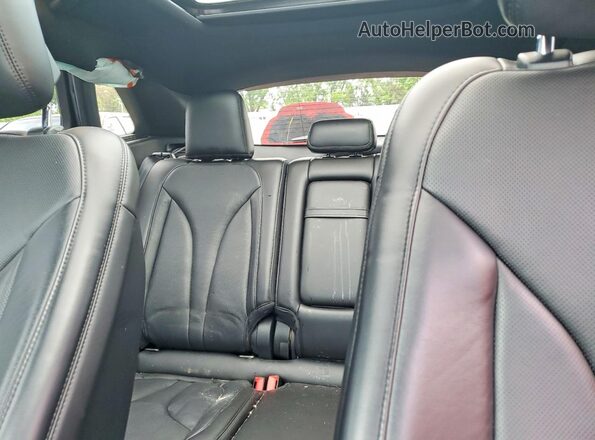 5LMCJ3D96KUL44747 2019 LINCOLN MKC Black Widok tylnych siedzeń
