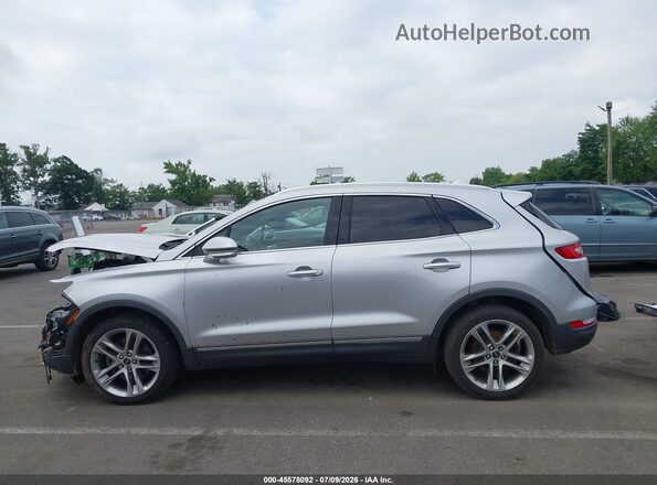 5LMCJ3D98KUL37279 2019 LINCOLN MKC Silver Widok wnętrza 360 stopni