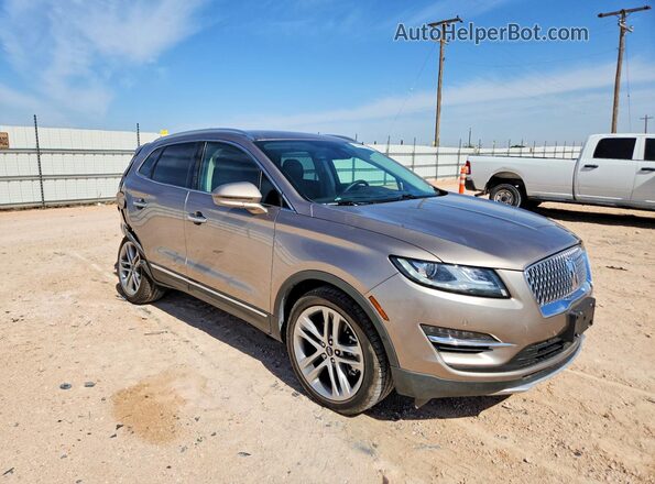 5LMCJ3D9XKUL25862 2019 LINCOLN MKC Gold Առջևի աջ