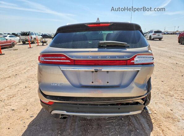 5LMCJ3D9XKUL25862 2019 LINCOLN MKC Gold Հետևի տեսք