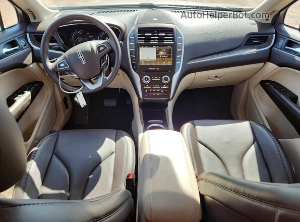 5LMCJ3D9XKUL25862 2019 LINCOLN MKC Gold Առջևի վահանակի տեսք