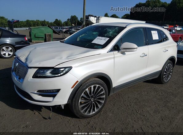 5LMCJ4D91KUL16375 2019 LINCOLN MKC Белый Передняя левая четверть
