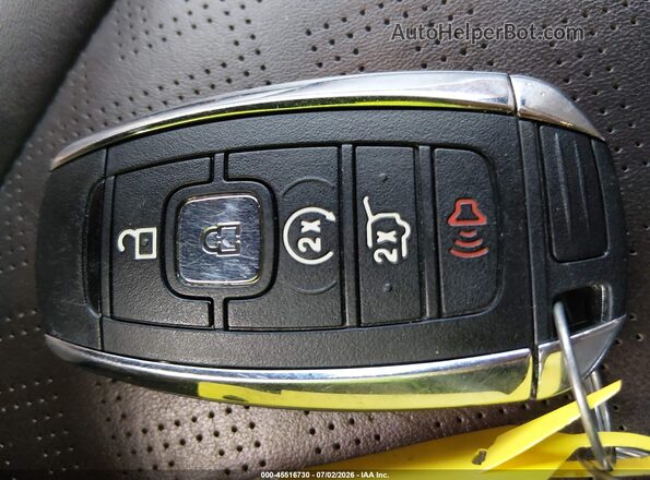 5LMCJ4D91KUL16375 2019 LINCOLN MKC Белый Вид панели приборов