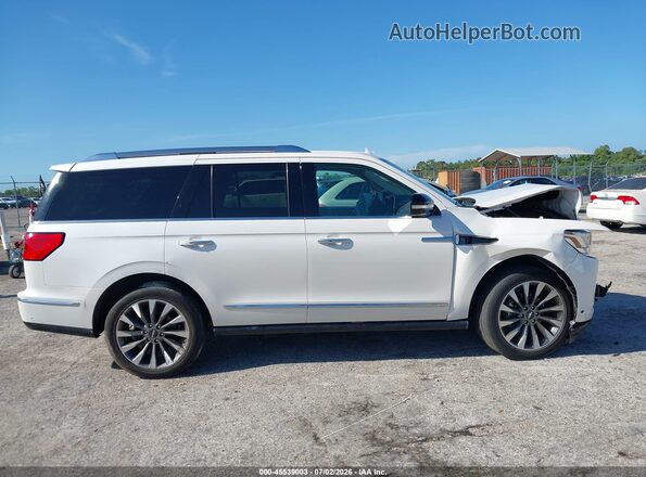 5LMJJ2HT4KEL14017 2019 LINCOLN NAVIGATOR White უკანა სალონის ხედი