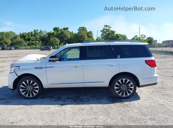 5LMJJ2HT4KEL14017 2019 LINCOLN NAVIGATOR White სალონის 360-გრადუსიანი ხედი