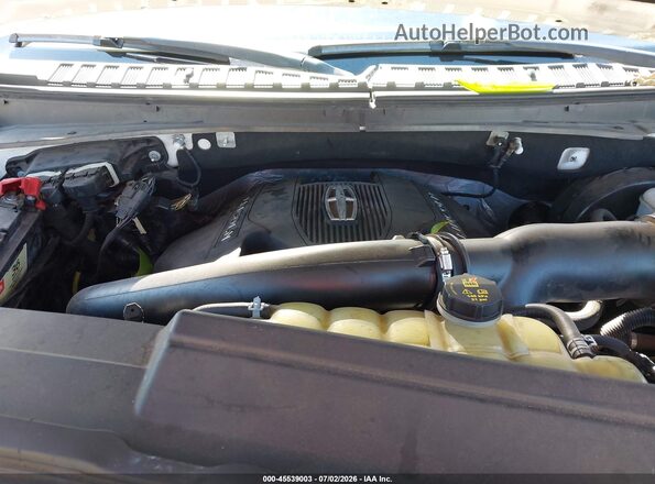 5LMJJ2HT4KEL14017 2019 LINCOLN NAVIGATOR White უკანა ხედი