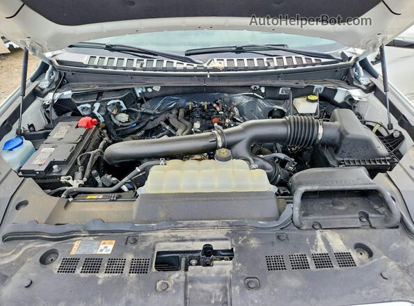 5LMJJ2LG5REL03158 2024 LINCOLN NAVIGATOR White ძრავის განყოფილების ხედი