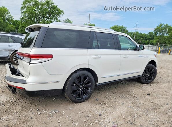 5LMJJ2LG5REL03158 2024 LINCOLN NAVIGATOR White უკანა მარჯვენა