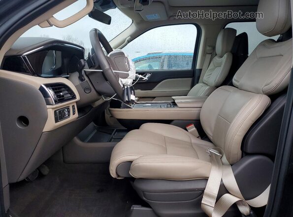 5LMJJ2LG5REL16296 2024 LINCOLN NAVIGATOR Charcoal Вид салону спереду