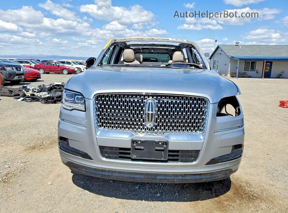 5LMJJ2LG6REL05114 2024 LINCOLN NAVIGATOR Silver Front view