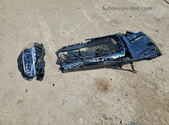 5LMJJ2LG6REL15934 2024 LINCOLN NAVIGATOR Black Engine compartment view