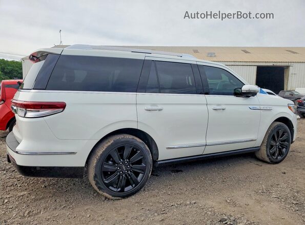 5LMJJ2LG7REL16557 2024 LINCOLN NAVIGATOR White უკანა მარჯვენა