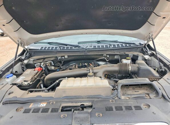 5LMJJ2LG9REL09237 2024 LINCOLN NAVIGATOR Белый Вид подкапотного пространства
